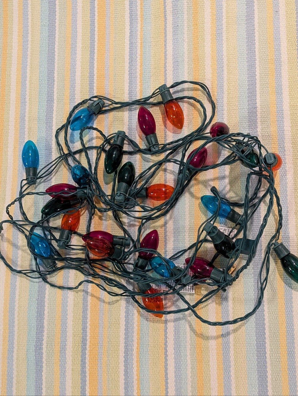 PRICE DROP ⬇️⭐ String Of Holiday Christmas Lights, 25 Lights, ~25'
